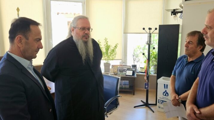 Ο Μητροπολίτης Λαρίσης Ιερώνυμος επισκέφθηκε τον Δήμαρχο Ζαχάρως