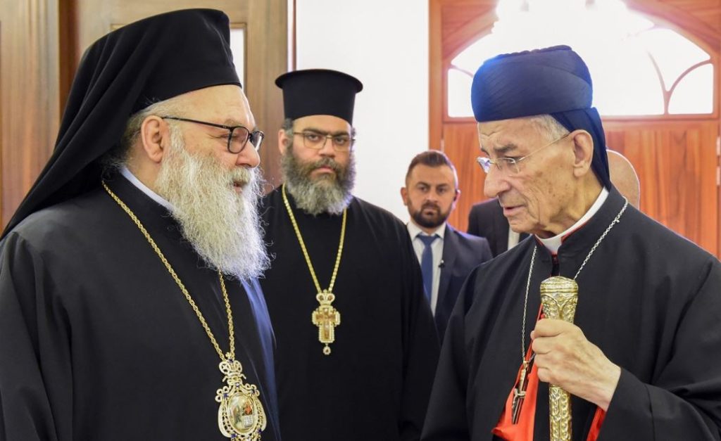 البطريرك مار بشارة بطرس الراعي معزياً البطريرك يوحنا العاشر بشهداء كنيسة مار الياس دويلعة: “نقف إلى جانبكم ونبعث بتعازينا القلبية عبركم إلى الكنيسة الأرثوذكسية وإلى عائلات الشهداء”