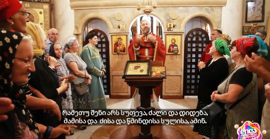 დეკანოზი გიორგი კალანდია, რომელმაც ყრუ და სმენადაქვეითებული ადამიანებისთვის ჟესტური ენა ისწავლა