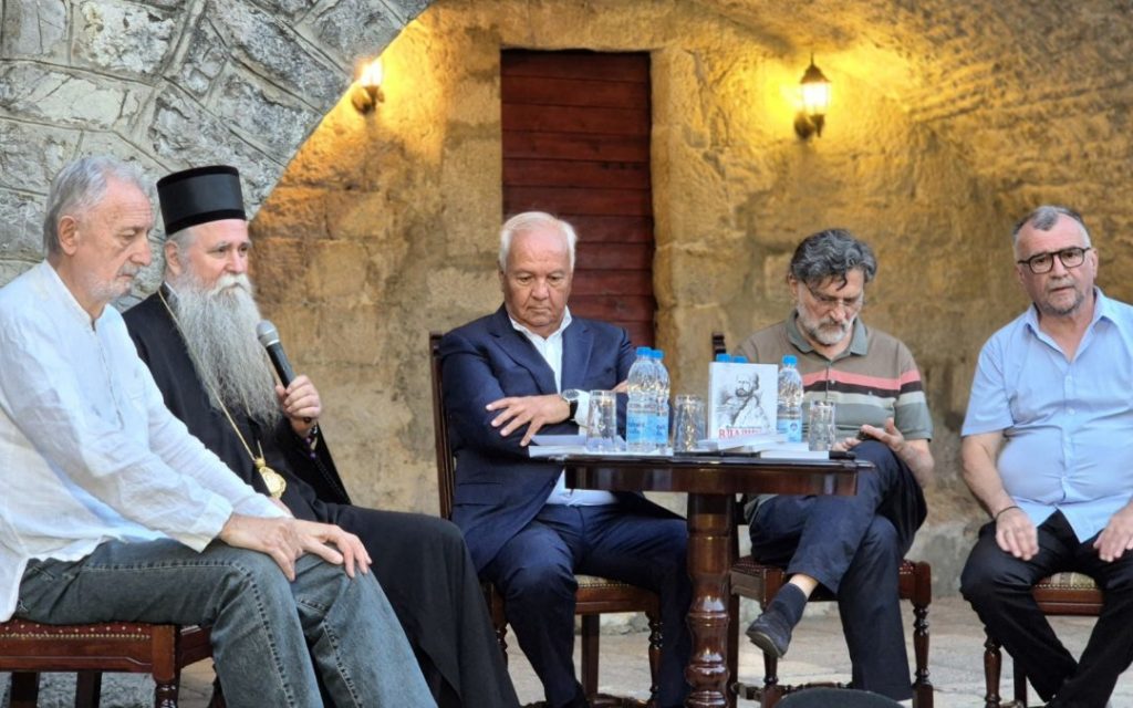 Митрополит Јоаникије на промоцији књиге ”Владика са Ловћена”: Морамо знати силу Његошевог аманета