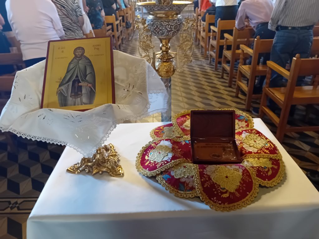 Τεμάχιο Ιερού Λειψάνου Αγίου Δημητρίου εκ Σαμαρίνης στον Ι.Ν. Παναγίας Φανερωμένης Τρικάλων