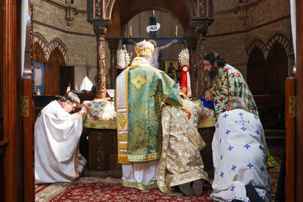 Χειροτονία Πρεσβυτέρου από τον Επίσκοπο Μελιτηνής Μάξιμο