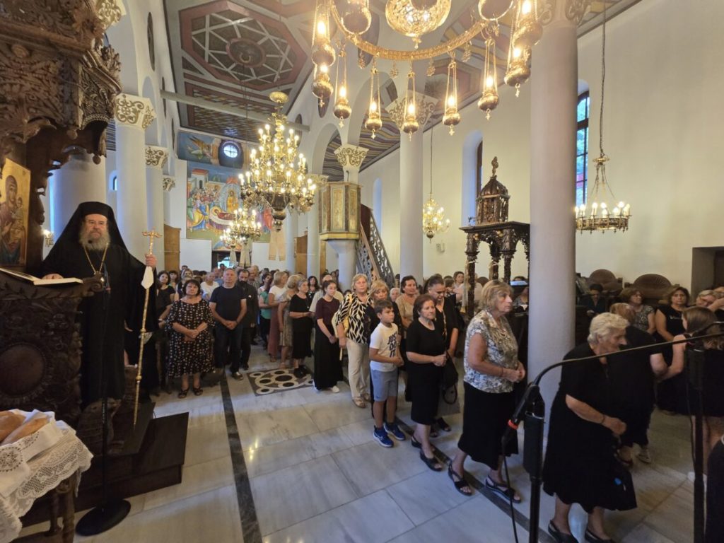 Ι.Μ. Ιερισσού: Συνεχίζονται οι Ιερές Παρακλήσεις στο Ιερό Προσκύνημα Μεγάλης Παναγίας