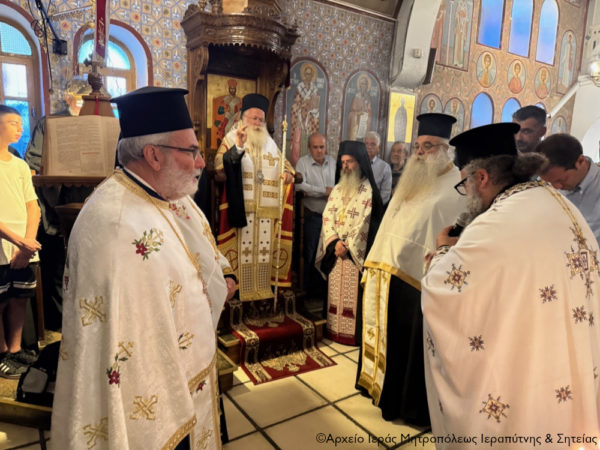 Ο Μέγας Αρχιερατικός Εσπερινός στον πανηγυρίζοντα Ιερό Ενοριακό Ναό Μεταμορφώσεως του Σωτήρος Ιεράπετρας