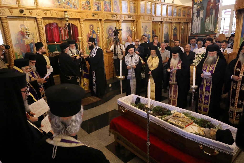 Η Εξόδιος Ακολουθία του μακαριστού Αρχιμανδρίτη Ιννοκεντίου Αγιοταφίτου