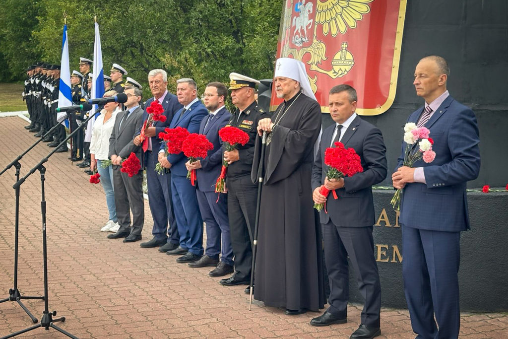 В 25-ю годовщину гибели АПЛ «Курск» в епархиях Русской Православной Церкви совершены заупокойные богослужения