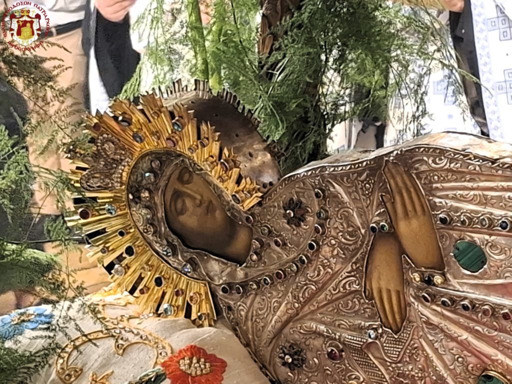 Γεθσημανή: Τα Εγκώμια προς τη Θεοτόκο στο Θεομητορικό Μνήμα