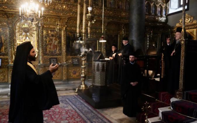 صور صلاة البركليسي الاولى في كاتدرائية ألقديس جاورجيوس