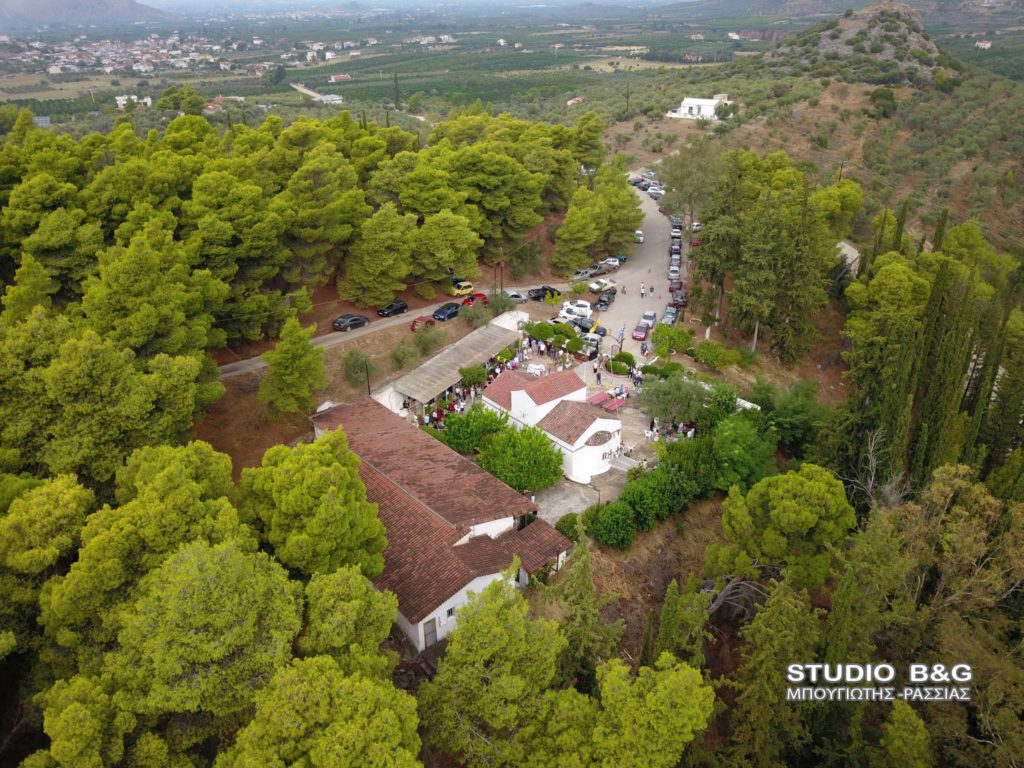 Ναύπλιο: Γιορτάζει ο Ιστορικός Ιερός Ναός των Αγίων Αδριανού και Ναταλίας