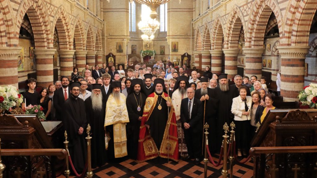 Ο Αρχιεπίσκοπος Θυατείρων στην Κοινότητα της Κοιμήσεως της Θεοτόκου και του Αγίου Ανδρέα στο Μπέρμιγχαμ