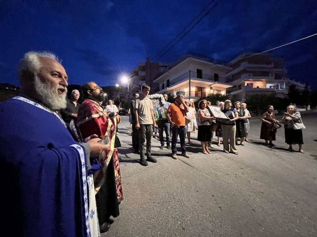 Πανηγυρικός Εσπερινός Αγίου Κοσμά και λιτανεία στην Αιδηψό