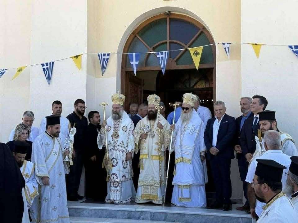 Τρισαρχιερατικό συλλείτουργο στον πανηγυρίζοντα Ι.Ν. Αγίου Τίτου στο Τυμπάκι Ηρακλείου