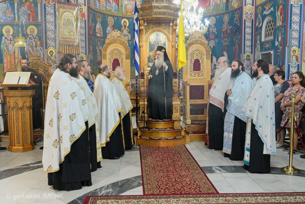 Μεγάλος Παρακλητικός Κανόνας στο Ιερό Προσκύνημα της Παναγίας Σουμελά στο Βέρμιο