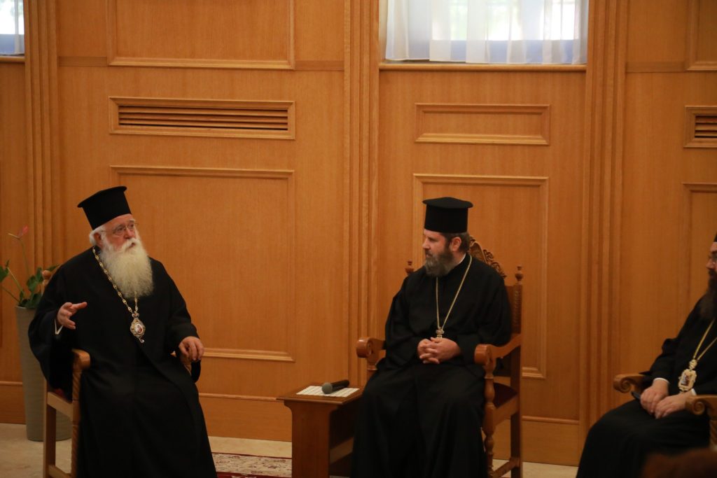 Επίσκεψη Δημητριάδος Ιγνατίου στα προσκυνήματα της Εκκλησίας της Αλβανίας