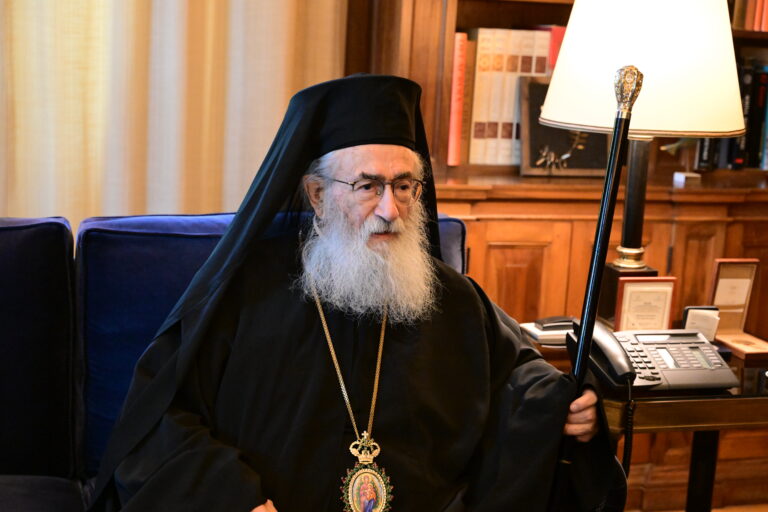 Αρχιεπίσκοπος Σινά: «Κινδυνεύει η ζωή μου»