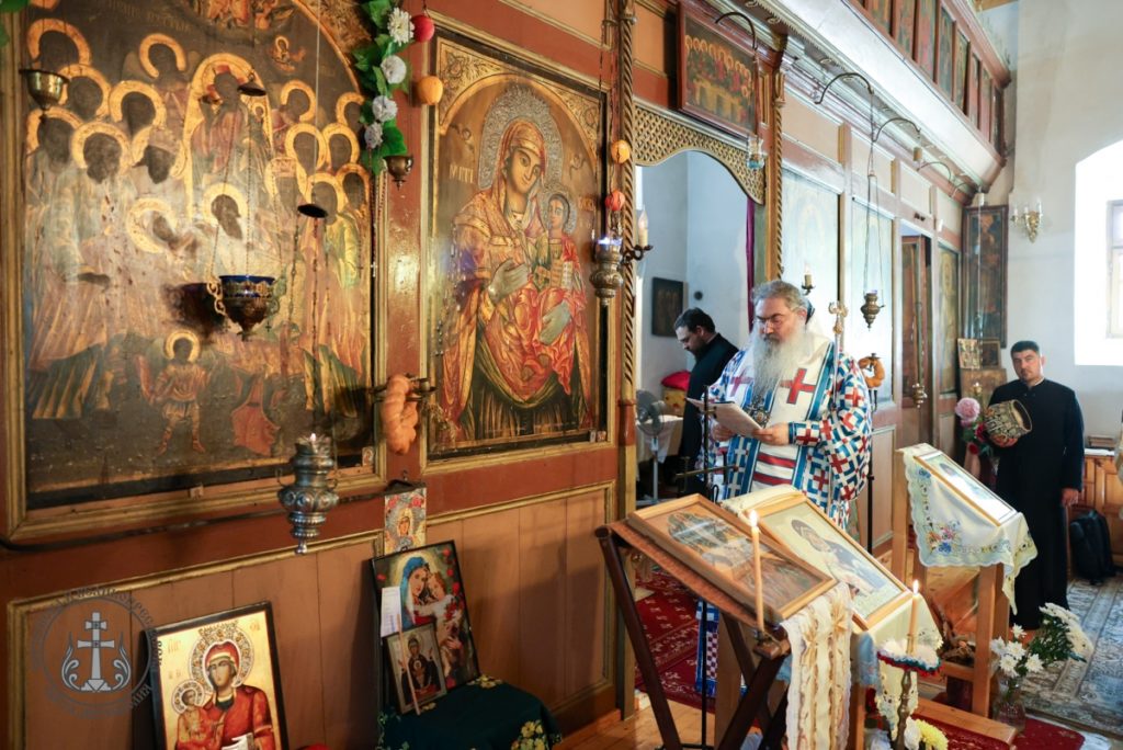 Архиерейска света Литургия на 9 Неделя след Петдесетница в храм „Успение Богородично“ – град Каварна