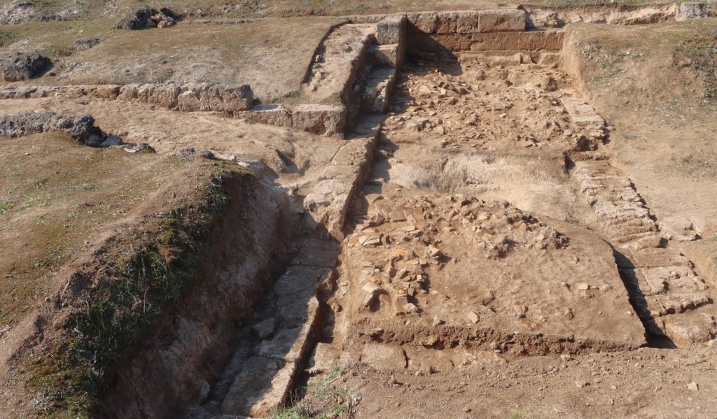 Ερευνητικό πρόγραμμα στο βασιλικό γυμνάσιο της αρχαίας Μίεζας