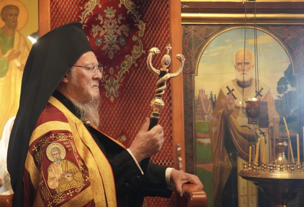 Ο Οικουμενικός Πατριάρχης στο πανηγυρίζον Μετόχι του Αγίου Παντελεήμονος στον Γαλατά