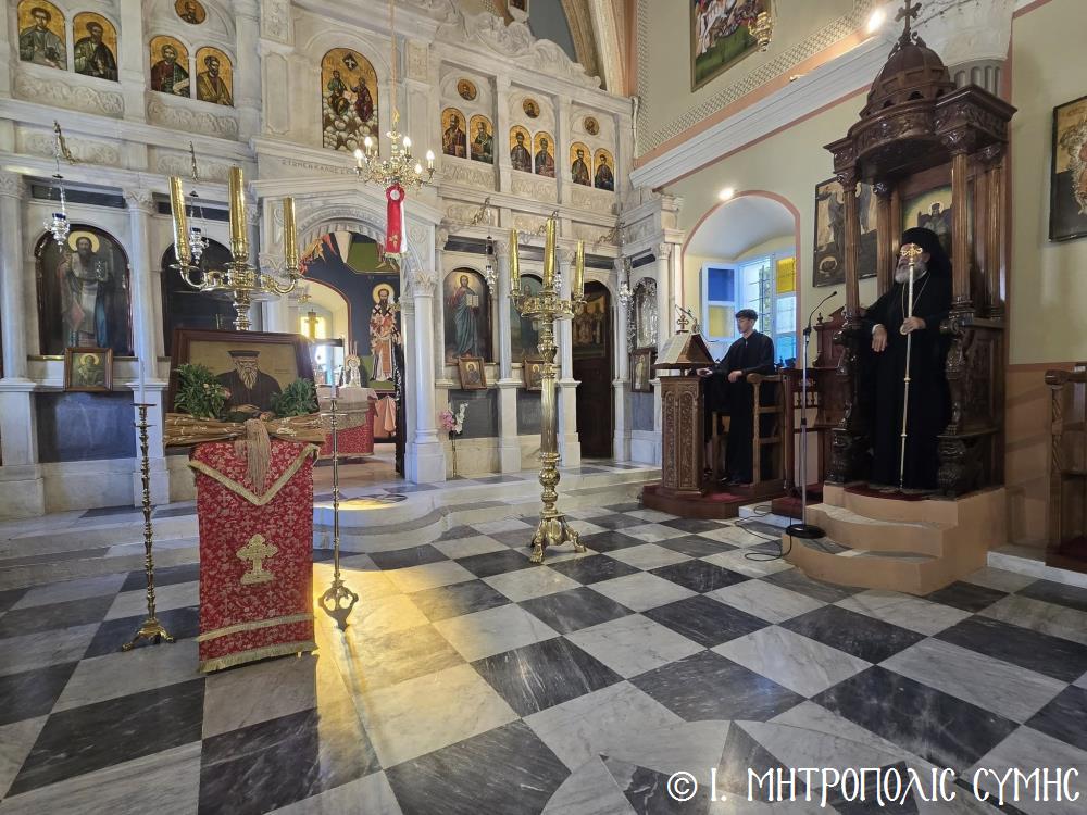 Ο Μητροπολίτης Σύμης στην ενορία Αγίου Ελευθερίου Σύμης