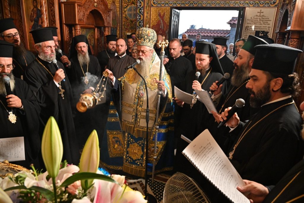 Молебен канон на Пресвета Богородица в храм “Св. Архангели” в Пловдив