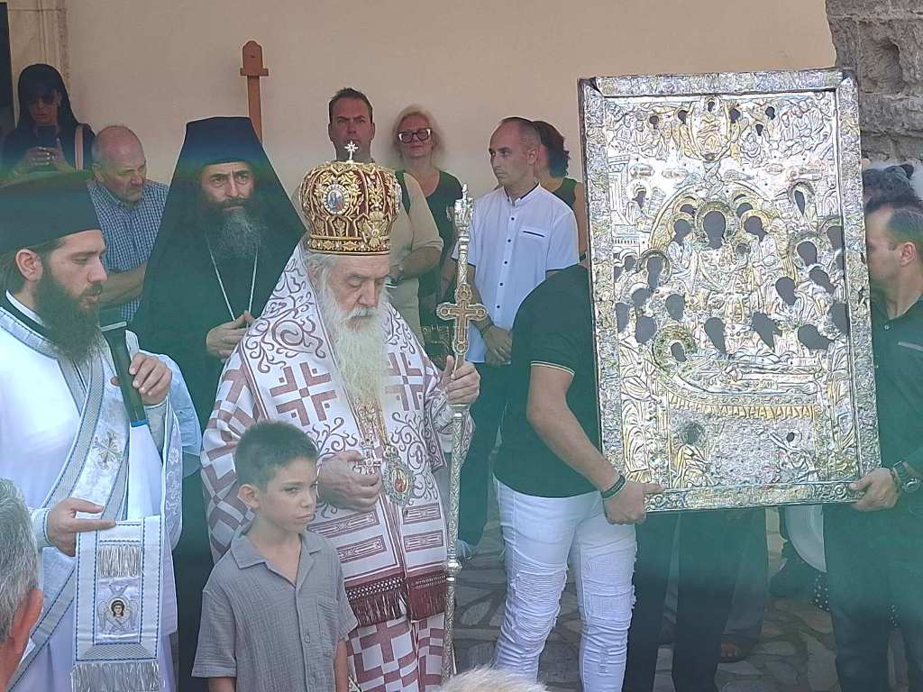 Ο Σάμου Ευσέβιος στην πανηγυρίζουσα Ιερά Μονή Μεγάλης Παναγίας