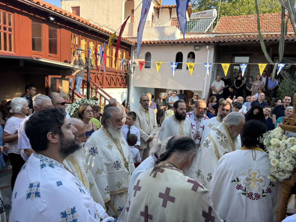 Ο Μητροπολίτης Καρυστίας στην Ιερά Μονή Κοιμήσεως της Θεοτόκου Μάτζαρη Κύμης