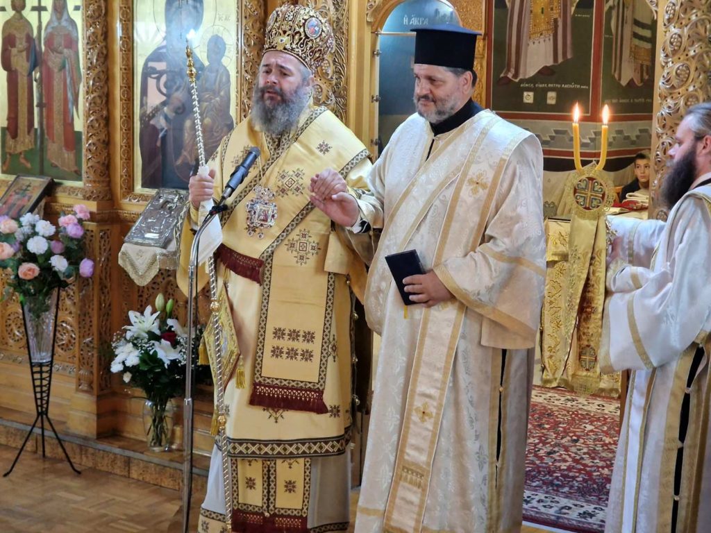 «Η χαρά του Θεού υπάρχει μέσα στην ιερατική οικογένεια» – Χειροτονία νέου Διακόνου στο Αμύνταιο