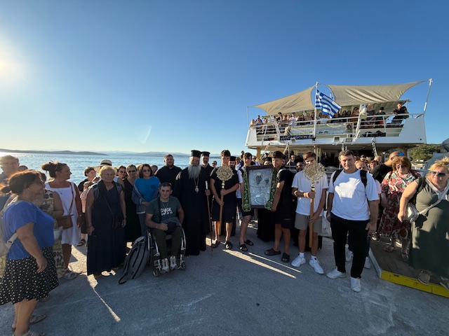 Προσκυνηματικός περίπλους της Ιεράς Μητροπολέως Κίτρους στο Άγιον Όρος