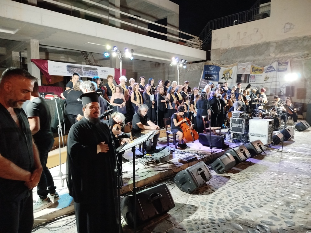 Μουσικά αφιερώματα στην Νησιώτικη Μουσική και στον Σταύρο Κουγιουμτζή στην Παλαιόχωρα