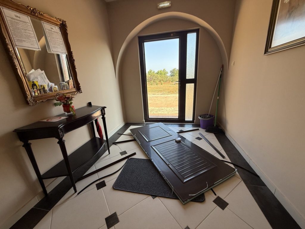 Βανδάλισαν τον νοσοκομειακό ξενώνα της Ιεράς Μητροπόλεως Κυδωνίας