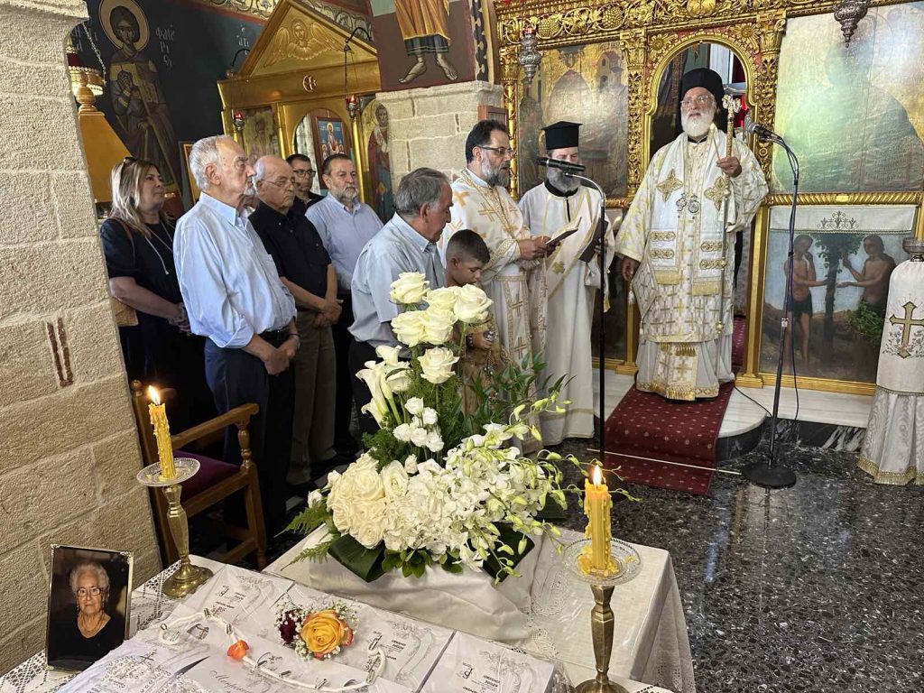 Θεία Λειτουργία στην Πολυθέα Πεδιάδος