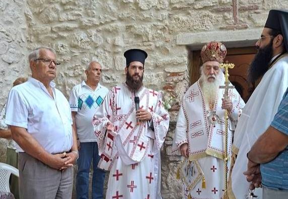 Πρώτη Αρχιερατική Θεία Λειτουργία στον Ι.Ν. Μεταμορφώσεως Ποταμίου Καρλοβάσου