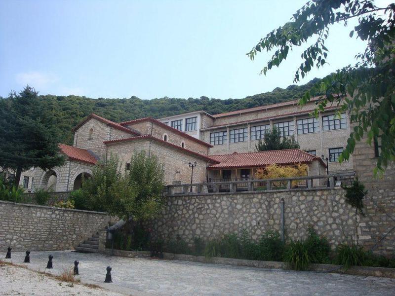 Δεν απαιτείται η εκπλήρωση στρατιωτικών υποχρεώσεων για την εγγραφή στις ΣΜΥΚ