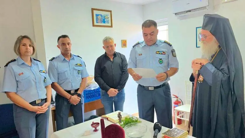 Ο Γορτύνης Μακάριος τέλεσε Αγιασμό στο ανακαινισμένο κτήριο του Αστυνομικού Τμήματος Φαιστού