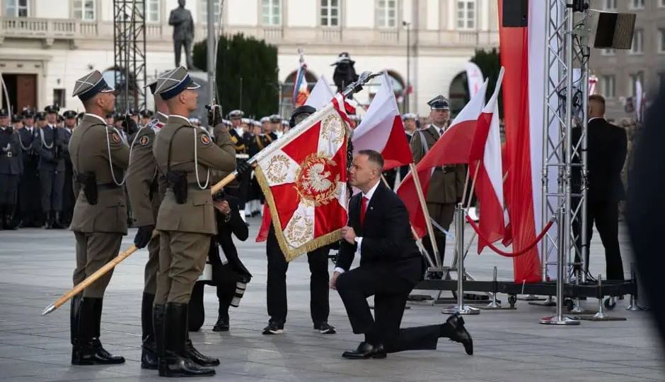 Η ορκωμοσία του Προέδρου της Δημοκρατίας της Πολωνίας, Κάρολ Ναβρότσκι