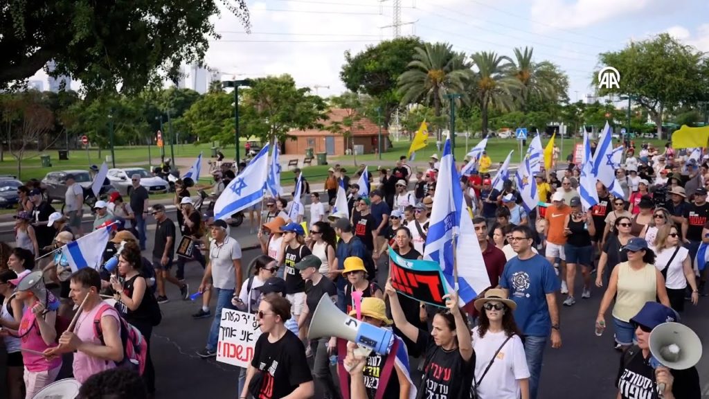 Ισραήλ: Χιλιάδες διαδηλωτές απαιτούν συμφωνία κατάπαυσης του πυρός