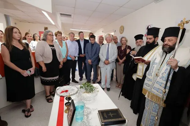 Κρήτης Ευγένιος και Νέας Ζηλανδίας Μύρων στα εγκαίνια της νέας Κλινικής Επιληψίας στο ΠΑΓΝΗ