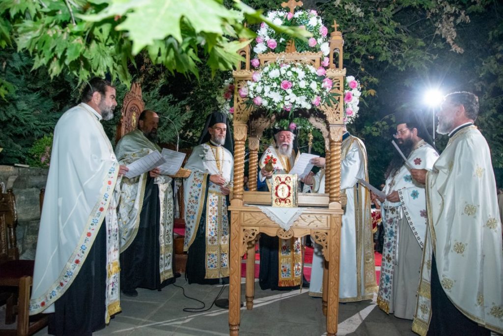 Ελευθερουπόλεως Χρυσόστομος: “Ο θάνατος δεν είναι το τέλος, αλλά πέρασμα στη ζωή και στη χαρά της αιωνιότητας”
