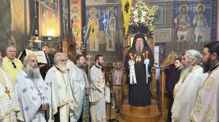 Ο Λαρίσης Ιερώνυμος στο Παρεκκλήσιο της Μεταμορφώσεως του Σωτήρος της 1ης Στρατιάς