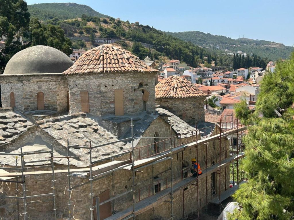 Αυτοψίες σε έργα που υλοποιούν οι υπηρεσίες του Υπουργείου Πολιτισμού στη Σάμο