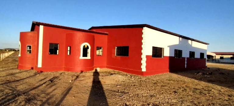 Μαδαγασκάρη: Ο Επίσκοπος Τολιάρας και Γιατρός από τη Φλώρινα δημιουργούν ορφανοτροφείο