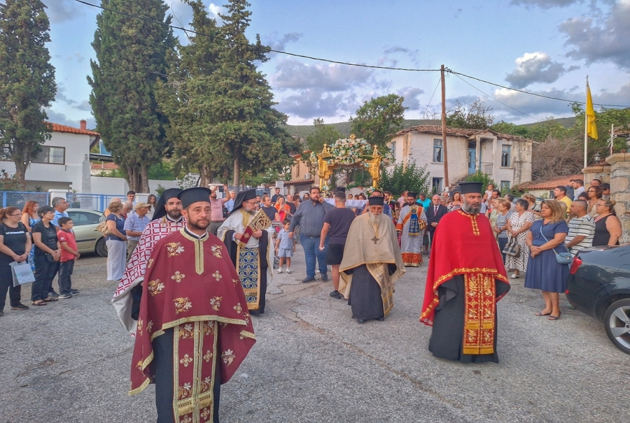 Μεθέορτος Εσπερινός και Εγκώμια της Παναγίας στην ιστορική Μαρώνεια