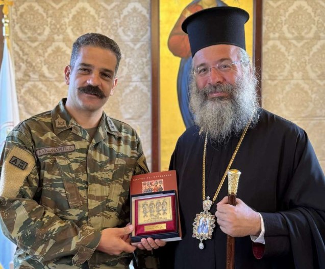 O νέος Διοικητής του Τάγματος Εθνοφυλακής Ρεθύμνου στον Μητροπολίτη Πρόδρομο