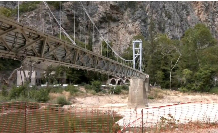 Δύο χρόνια μετά τον «Ντάνιελ» οι πληγές στα Τέμπη παραμένουν – Η εκκλησία της Αγίας Παρασκευής ξαναλειτουργεί