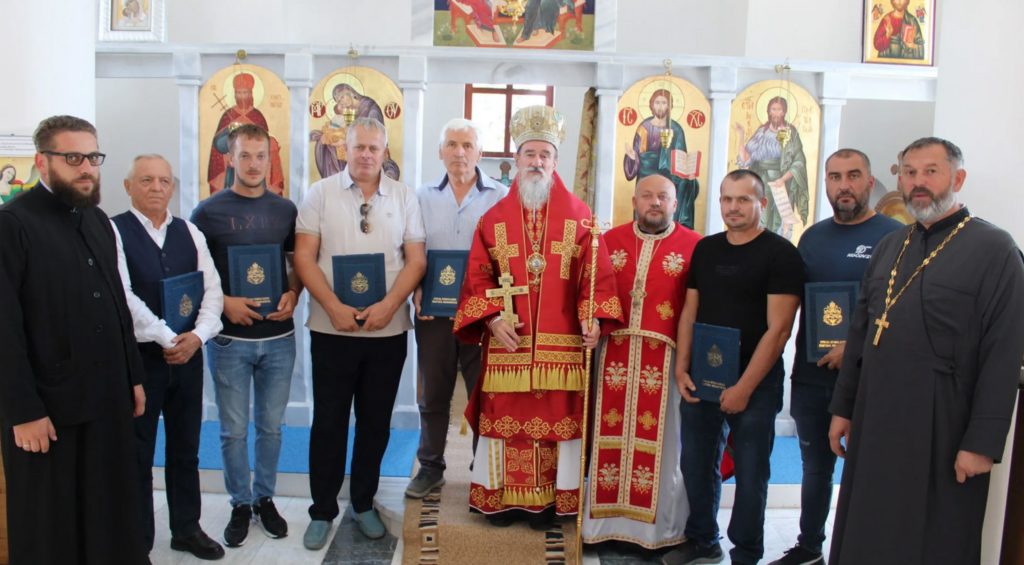 Владика Атанасије посетио Сјеничке Баре