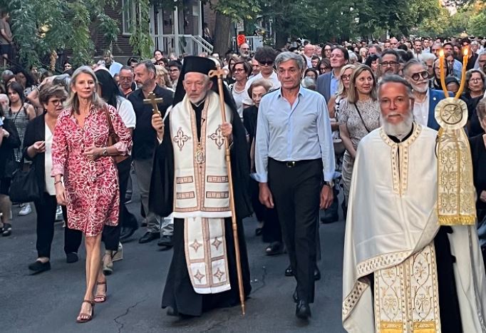 Η λιτανεία της Παναγίας στο Μόντρεαλ του Καναδά