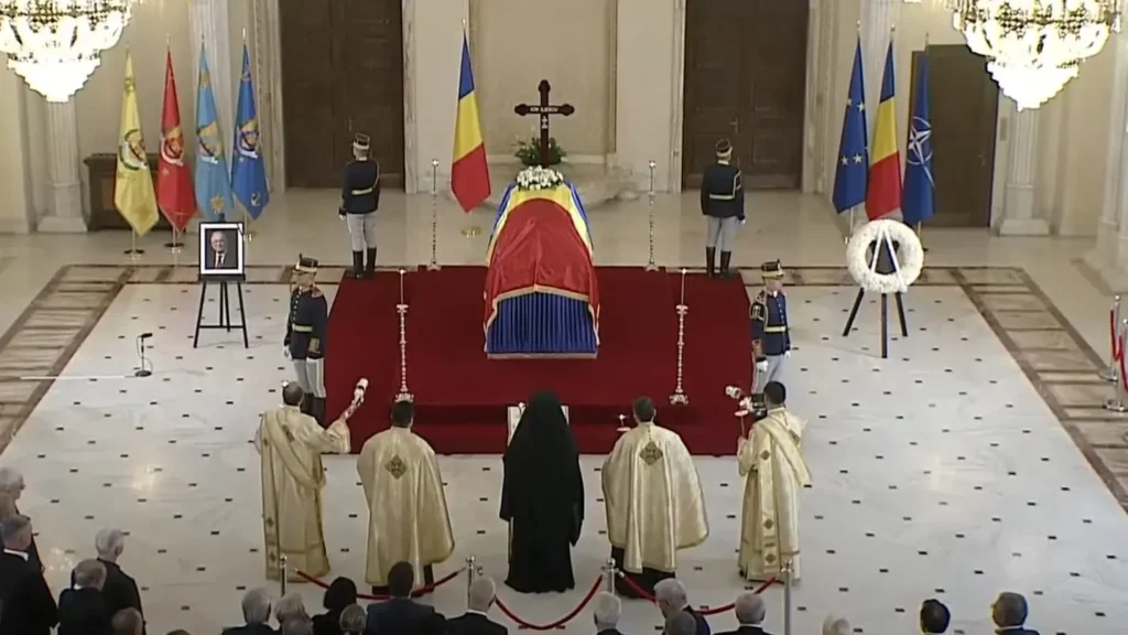 Preasfințitul Părinte Timotei Prahoveanul a săvârșit slujba stâlpilor pentru fostul președinte Ion Iliescu