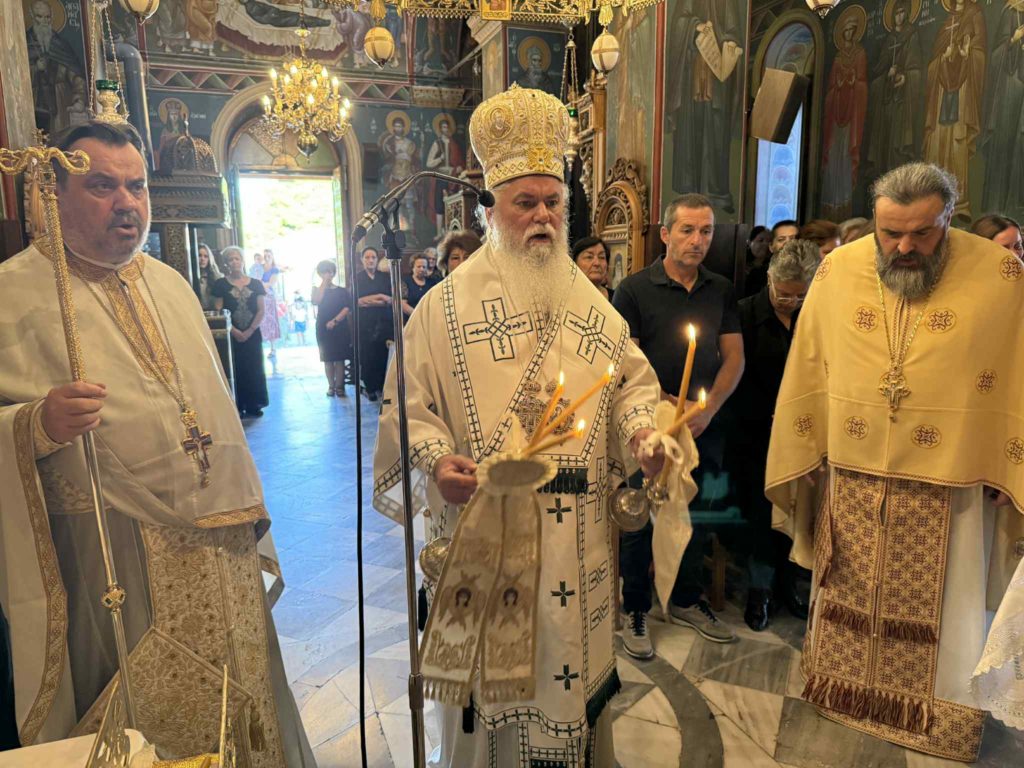 Πανηγυρικές Ιερές Ακολουθίες στις Ιερές Μητροπόλεις Καλαβρύτων και Αιγιαλείας, και Κορίνθου