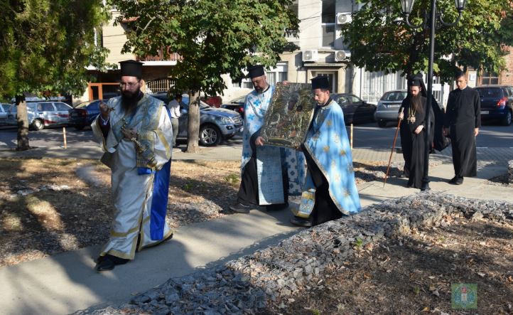 Молебен канон на Пресвета Богородица в гр. Средец