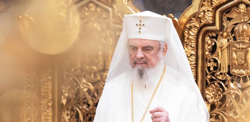 Patriarhul Daniel, în mesajul la Duminica Migranților Români, amintește că rugăciunea și iubirea de părinți și neam nu cunosc hotare